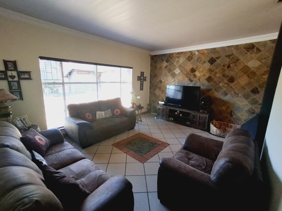 3 Bedroom Property for Sale in Sasolburg Ext 11 Free State